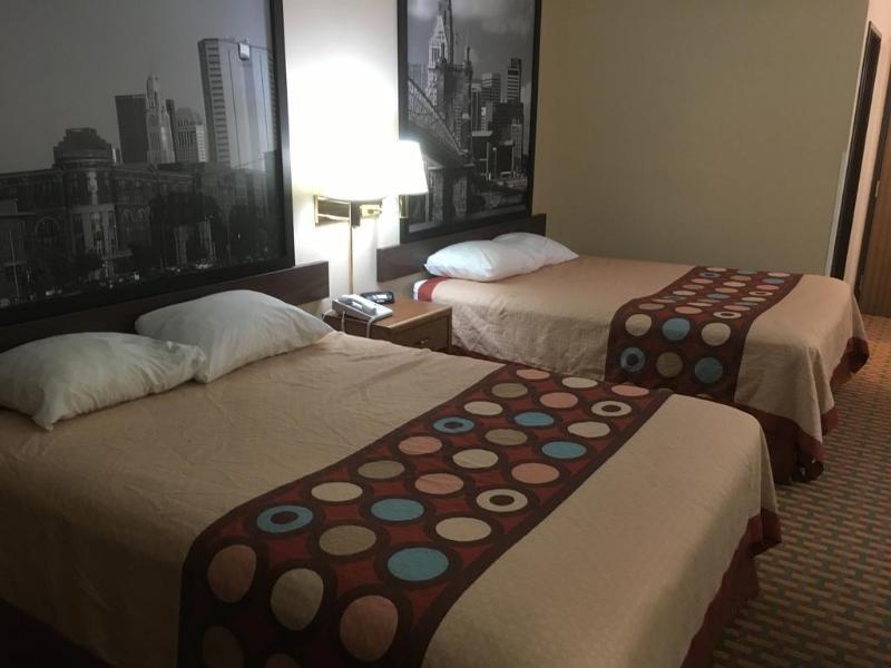 Super 8 By Wyndham Mount Vernon, Il Buitenkant foto