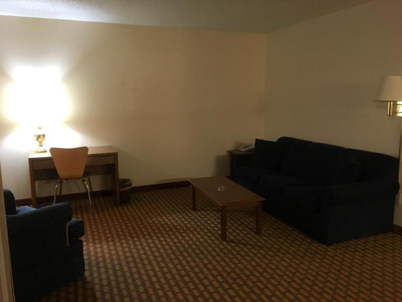 Super 8 By Wyndham Mount Vernon, Il Buitenkant foto
